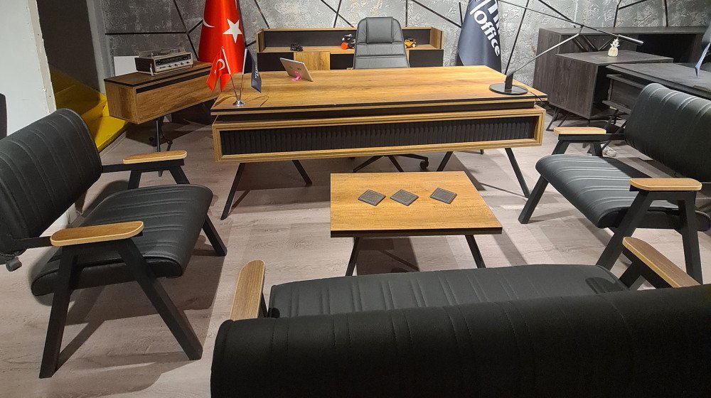 Çizgi Masa Takımı